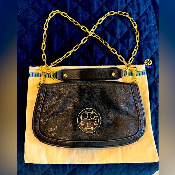 Tory Burch crossbody/ clutch with removable chain and dust bag - Picture 1 of 9